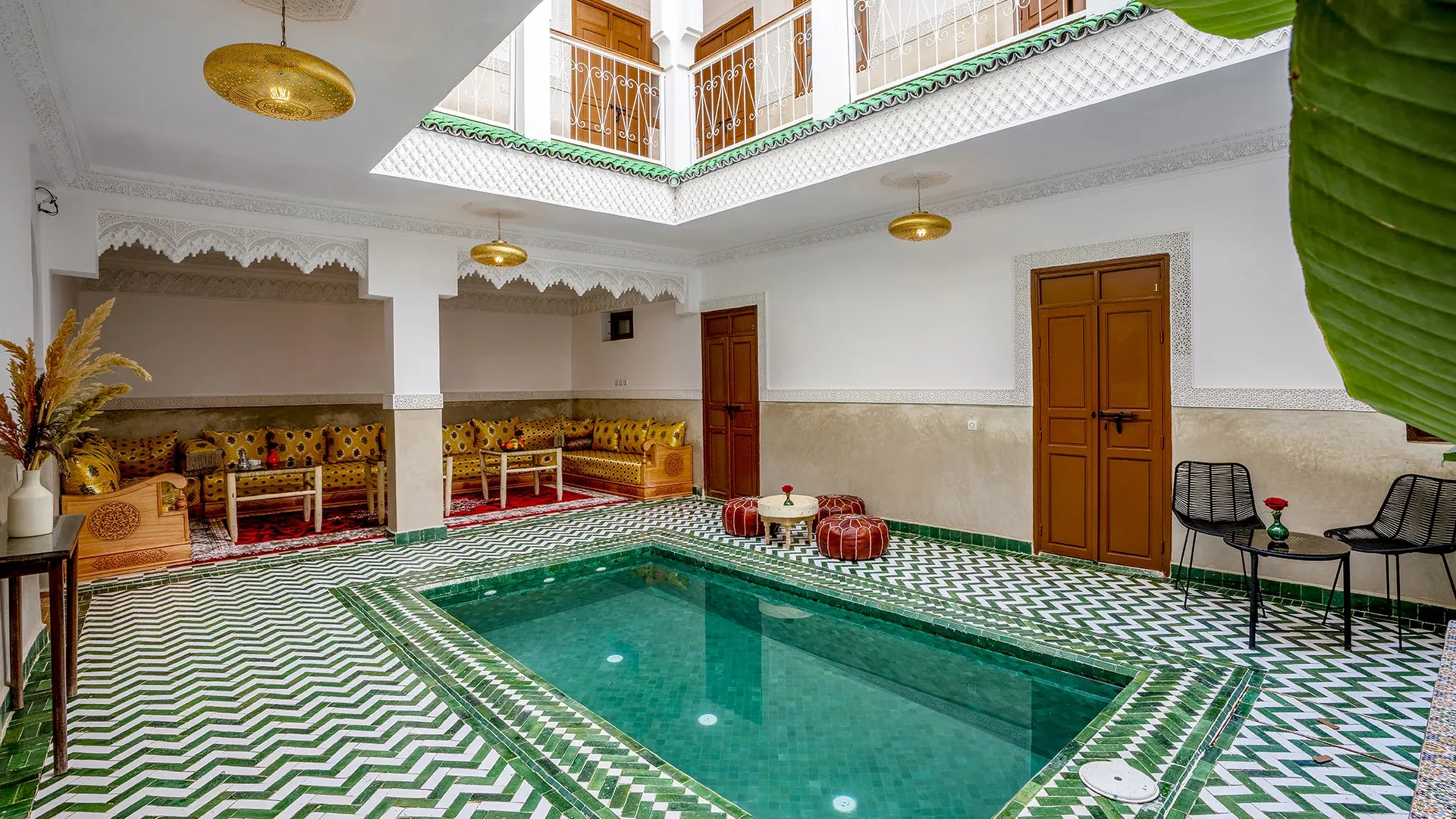 Patio et piscine du Riad Ilyan, Marrakesh