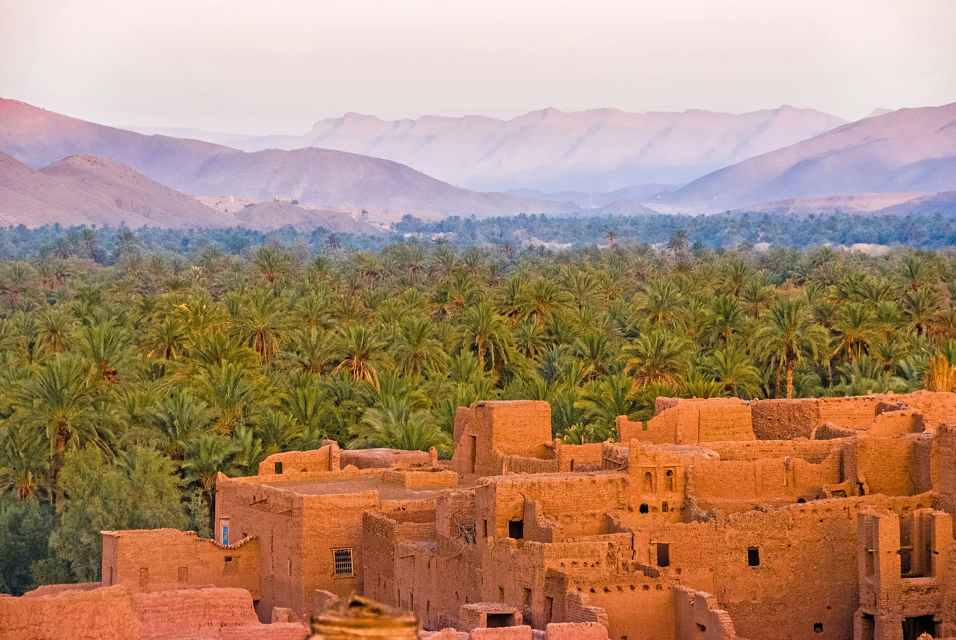 Circuit Zagora 2 jours aux portes du désert et nuit sous les étoiles — Riad Ilyan, Marrakesh