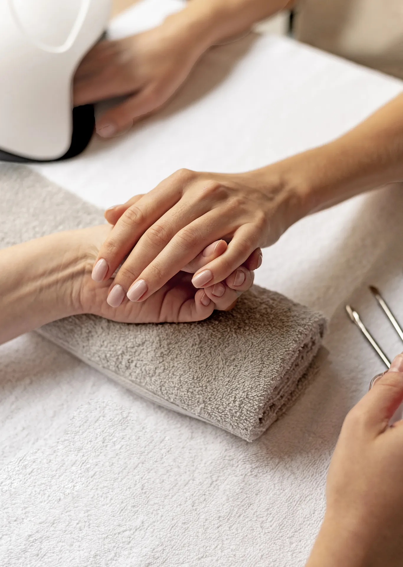 Manucure et pédicure au spa du Riad Ilyan, Marrakesh